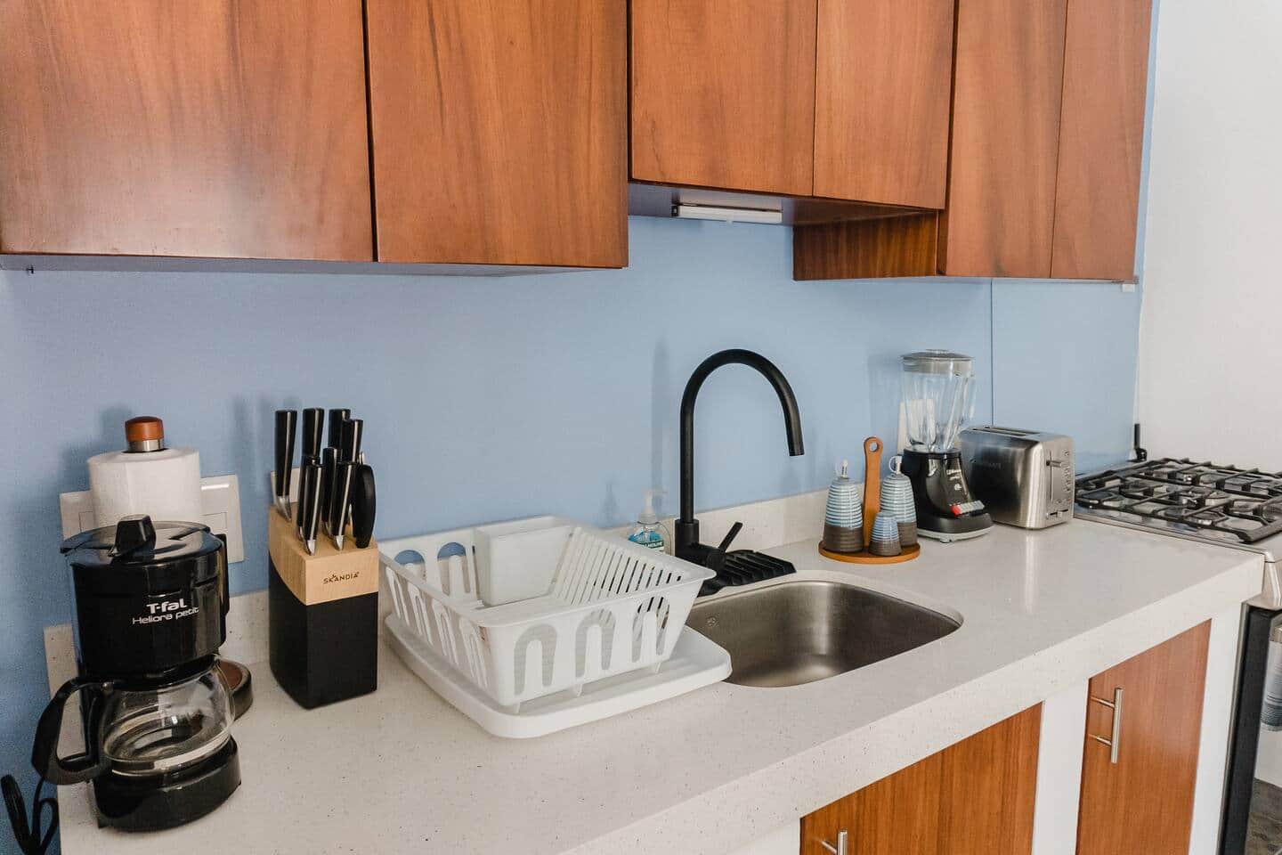 Apartment kitchen counter and cooking appliances